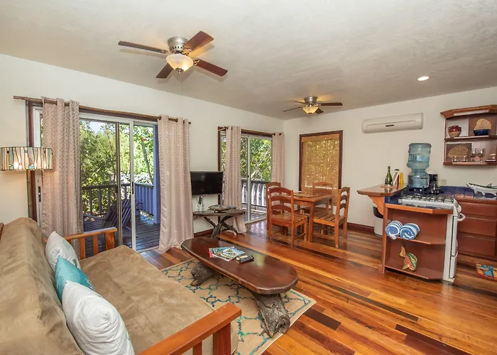 Bella Vista Belize Hotel