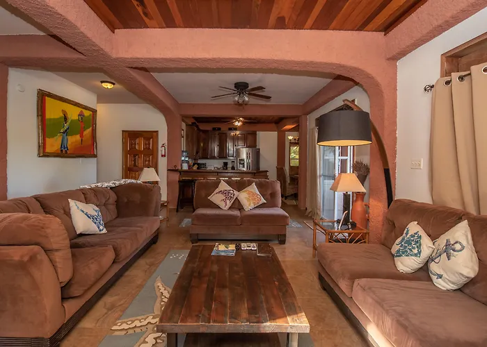 Bella Vista Belize