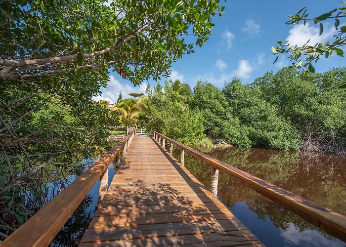 Bella Vista Belize Hotel 3*